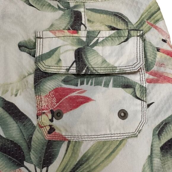 Tommy Bahama ~ Mens Relax Swim/Board shorts ~ Tropical print ~ pockets ~size 32 - Picture 5 of 11